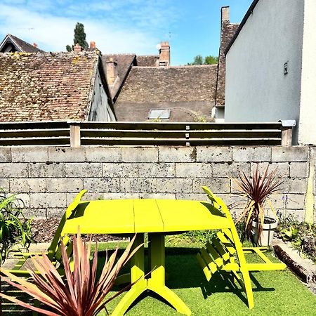 Au Champ Fleuri Apartamento Bracieux Exterior foto